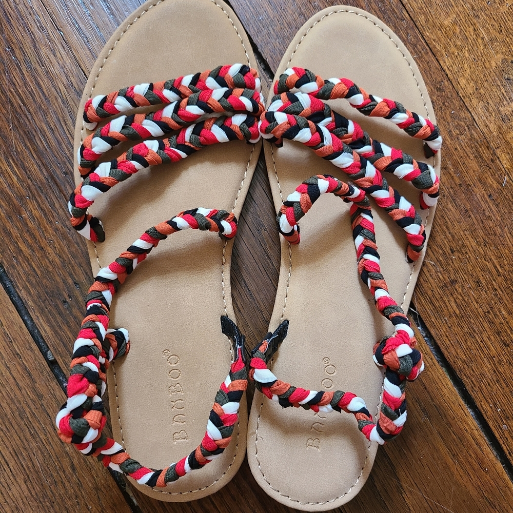 🦩 3/$30 Bamboo Braided Sandals NWOT - size 7.5